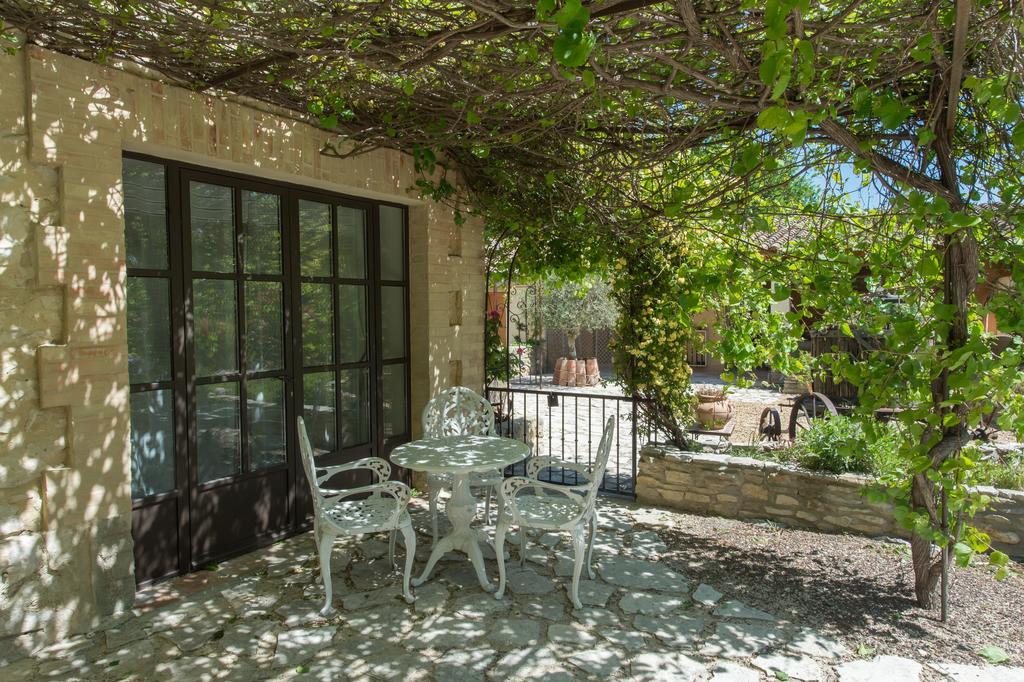 Gite Des Carmes And Spa Ле-Тор Екстер'єр фото